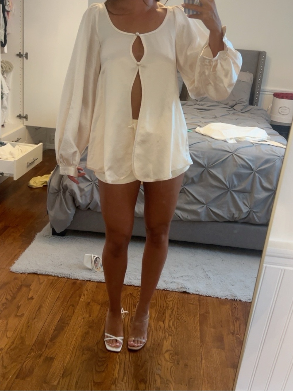 Women's Cream Long-Sleeve Keyhole Mini Dress